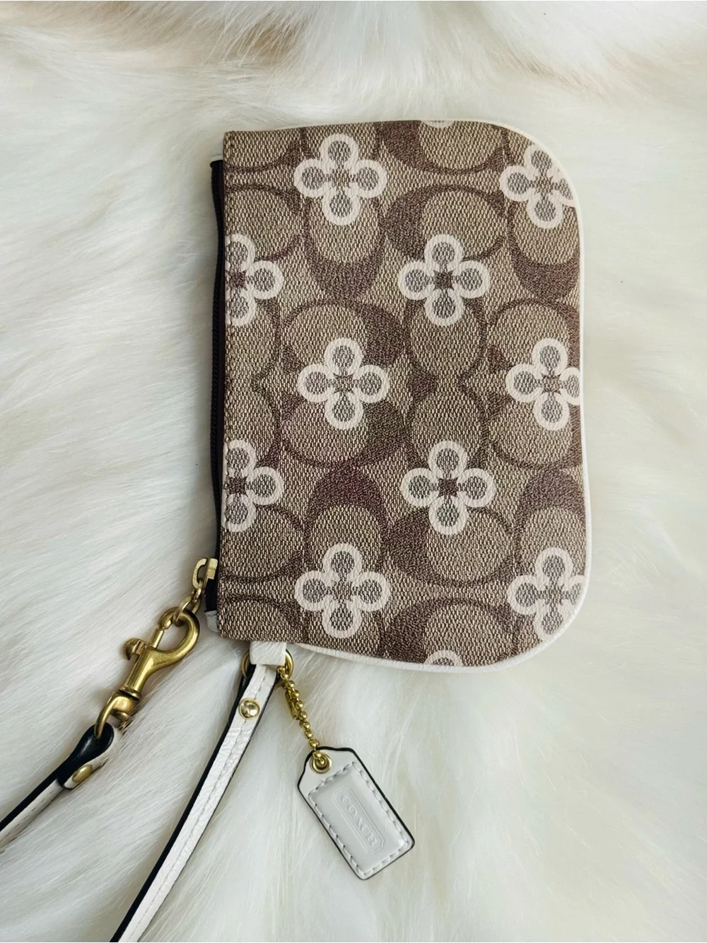 Coach wristlet brown